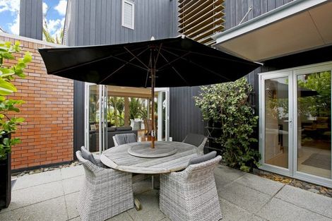 Photo of property in 11a Shearer Drive, Oakura, 4314