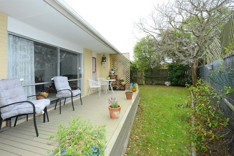 Photo of property in 65 Saint Heliers Crescent, Aranui, Christchurch, 8061