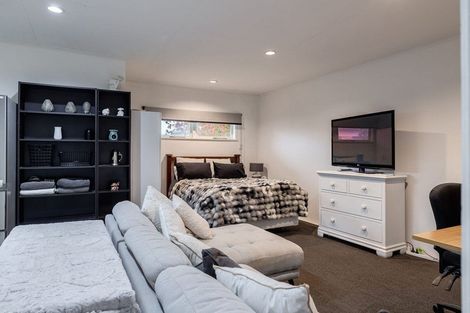 Photo of property in 19 Anaru Place, Awapuni, Palmerston North, 4412