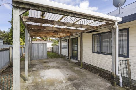 Photo of property in 1 Tilbury Avenue, Hokowhitu, Palmerston North, 4410