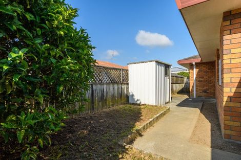 Photo of property in 2/2 Heron Avenue, Matua, Tauranga, 3110