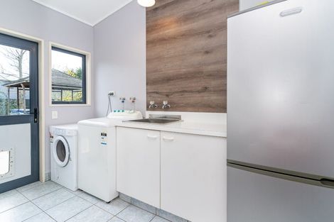 Photo of property in 4 Hamilton Court, Milton, 9220