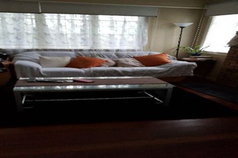 Photo of property in 2/198 Onewa Road, Birkenhead, Auckland, 0626