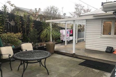 Photo of property in 2/40 Killarney Avenue, Torbay, Auckland, 0630
