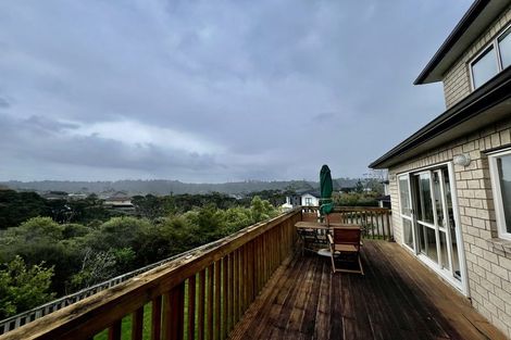 Photo of property in 76 Laurel Oak Drive, Schnapper Rock, Auckland, 0632