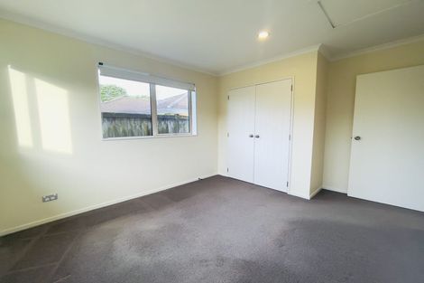 Photo of property in 74 Redcastle Drive, East Tamaki, Auckland, 2013