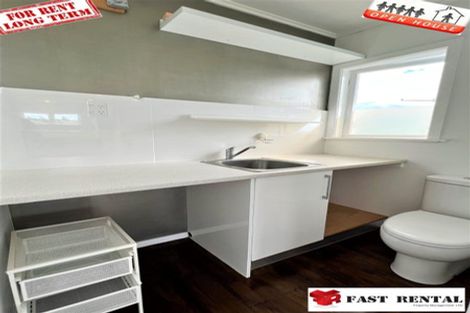 Photo of property in 2/46 Tree View Avenue, Glenfield, Auckland, 0629