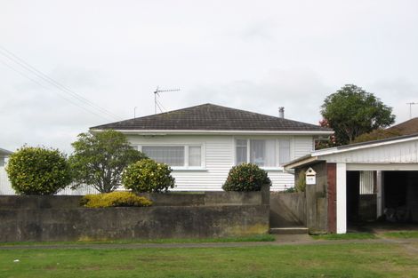 Photo of property in 25 Raleigh Street, Waitara, 4320