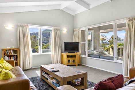 Photo of property in 33 Pihanga Road, Kuratau, Turangi, 3381