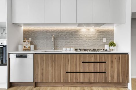 Photo of property in 1/15d Verran Road, Birkenhead, Auckland, 0626