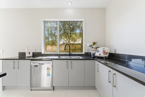 Photo of property in 7 Andy Crescent, Flat Bush, Auckland, 2016
