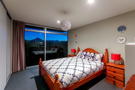 Photo of property in 6b Highfield Place, Highlands Park, New Plymouth, 4312