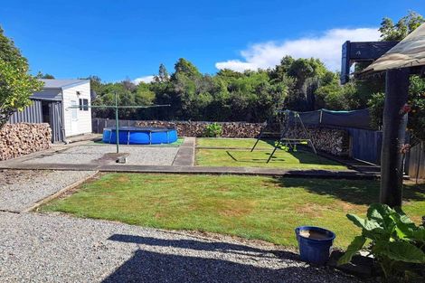 Photo of property in 513 Abel Tasman Drive, Clifton, Takaka, 7183
