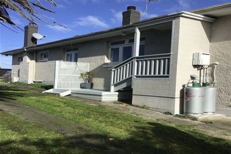 Photo of property in 1/3185 Great North Road, New Lynn, Auckland, 0600