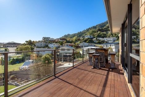 Photo of property in 12 Russell Street, Picton, 7220