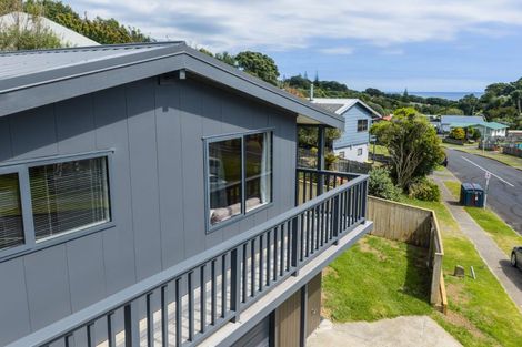 Photo of property in 25 Herekawe Drive, Spotswood, New Plymouth, 4310