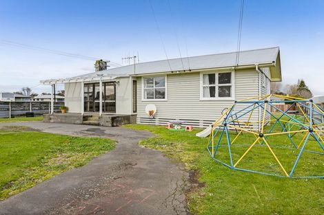 Photo of property in 60 Kapuni Street, Manaia, 4612