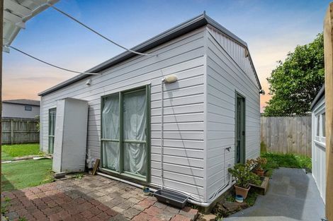 Photo of property in 34b Landon Avenue, Mangere East, Auckland, 2024