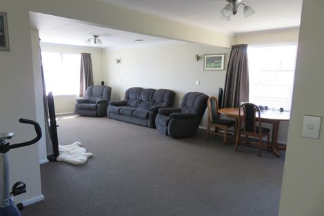 Photo of property in 22 Ewen Road, Temuka, 7920