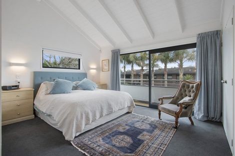 Photo of property in 52 Links View Drive, Omokoroa, 3114