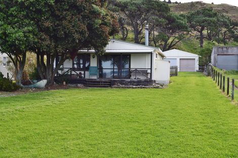 Photo of property in 1103 Mataikona Road, Mataikona, Masterton, 5889