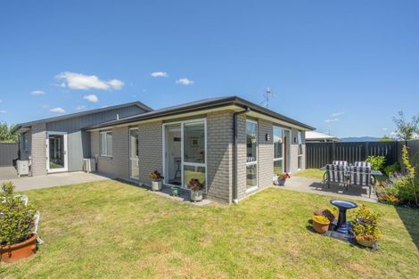 Photo of property in 8 Pioneer Crescent, Omokoroa, 3114