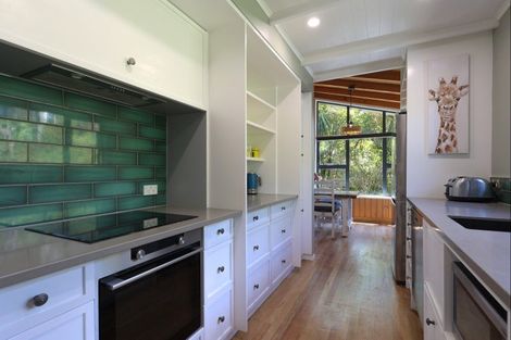 Photo of property in 52 Arapiki Road, Stoke, Nelson, 7011