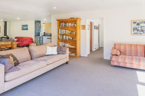 Photo of property in 577 Little Akaloa Road, Little Akaloa, 7583