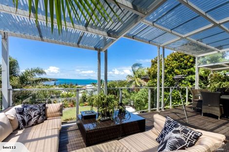 Photo of property in 1445 Whangaparaoa Road, Army Bay, Whangaparaoa, 0930