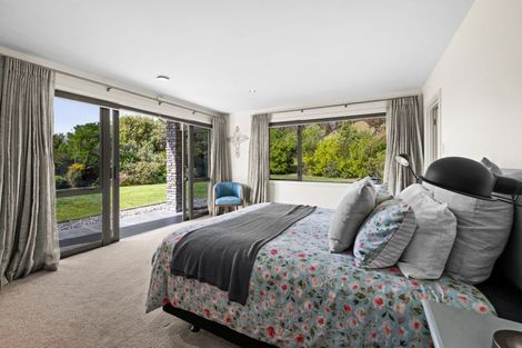 Photo of property in 64 Waipuka Road, Waimarama, Havelock North, 4294