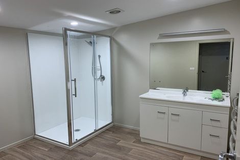 Photo of property in 61 Broadway, Picton, 7220