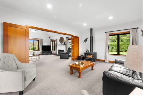 Photo of property in 443 Stoney Creek Road, Kelvin Grove, Palmerston North, 4470