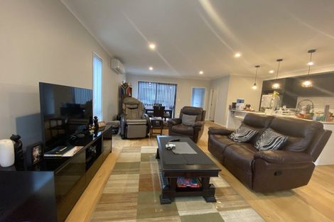 Photo of property in 65 Koura Drive, Red Beach, 0932