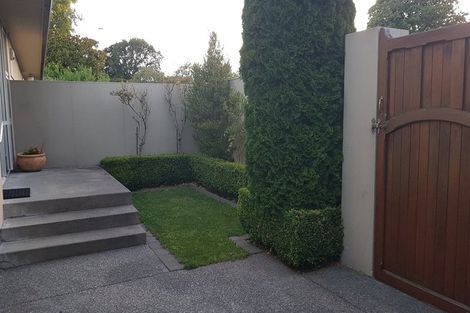 Photo of property in 150 Straven Road, Fendalton, Christchurch, 8014