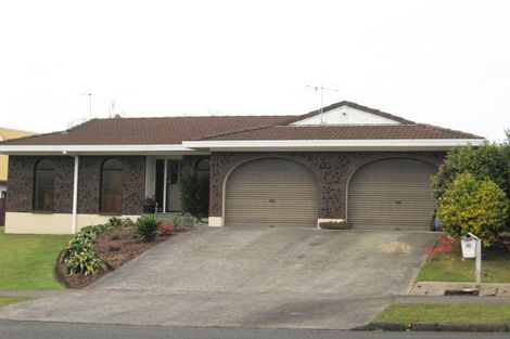 Photo of property in 31 Rushgreen Avenue, Pahurehure, Papakura, 2113