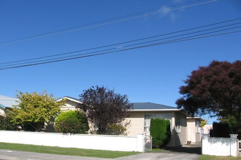 Photo of property in 10 North Street, Petone, Lower Hutt, 5012