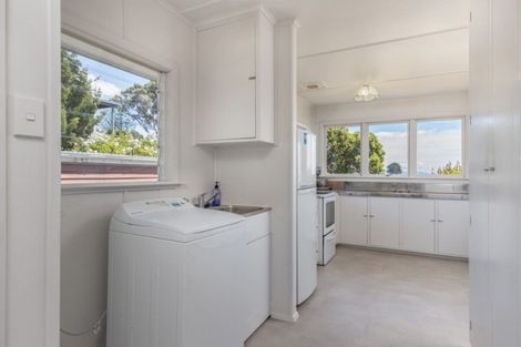 Photo of property in 16 Martin Street, Monaco, Nelson, 7011