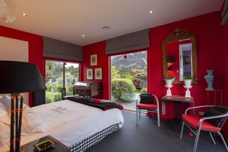 Photo of property in 6 Bracken Street, Arrowtown, 9302