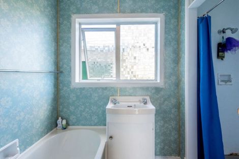 Photo of property in 2a Sylvan Avenue, Waikanae, 5036