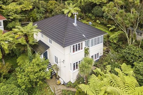 Photo of property in 51 Northland Road, Northland, Wellington, 6012