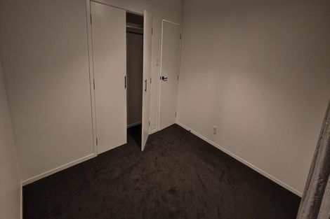 Photo of property in 3/4 Glanmire Road, Newlands, Wellington, 6037