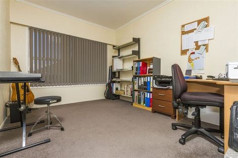 Photo of property in 3 Jellicoe Road, Murrays Bay, Auckland, 0630