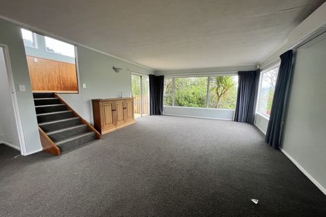 Photo of property in 1 Fyvie Avenue, Tawa, Wellington, 5028