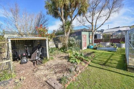 Photo of property in 21 Blackman Avenue, Sawyers Bay, Port Chalmers, 9023