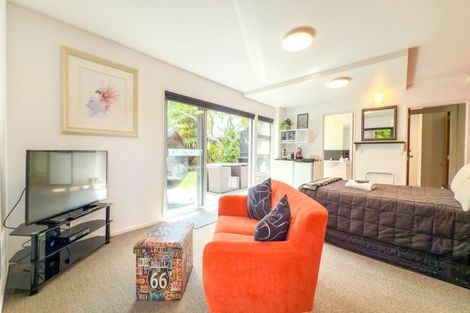Photo of property in 118 Brook Place, Whangamata, 3620