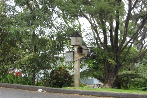 Photo of property in 22 The Terrace, Herald Island, Auckland, 0618