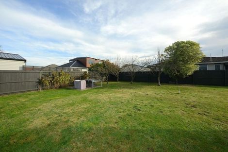 Photo of property in 4 Dunedin Street, Redwood, Christchurch, 8051