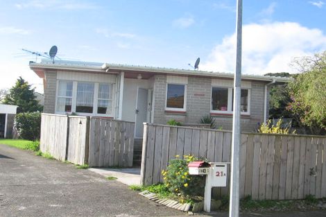 Photo of property in 21 Heather Grove, Fairfield, Lower Hutt, 5011