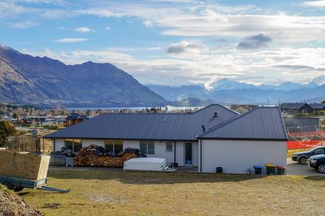 Photo of property in 8 Barclay Place, Wanaka, 9305