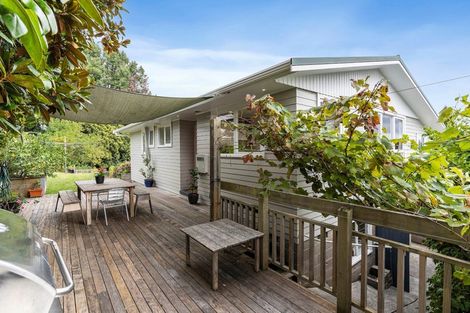 Photo of property in 32 Beswick Place, Birkdale, Auckland, 0626